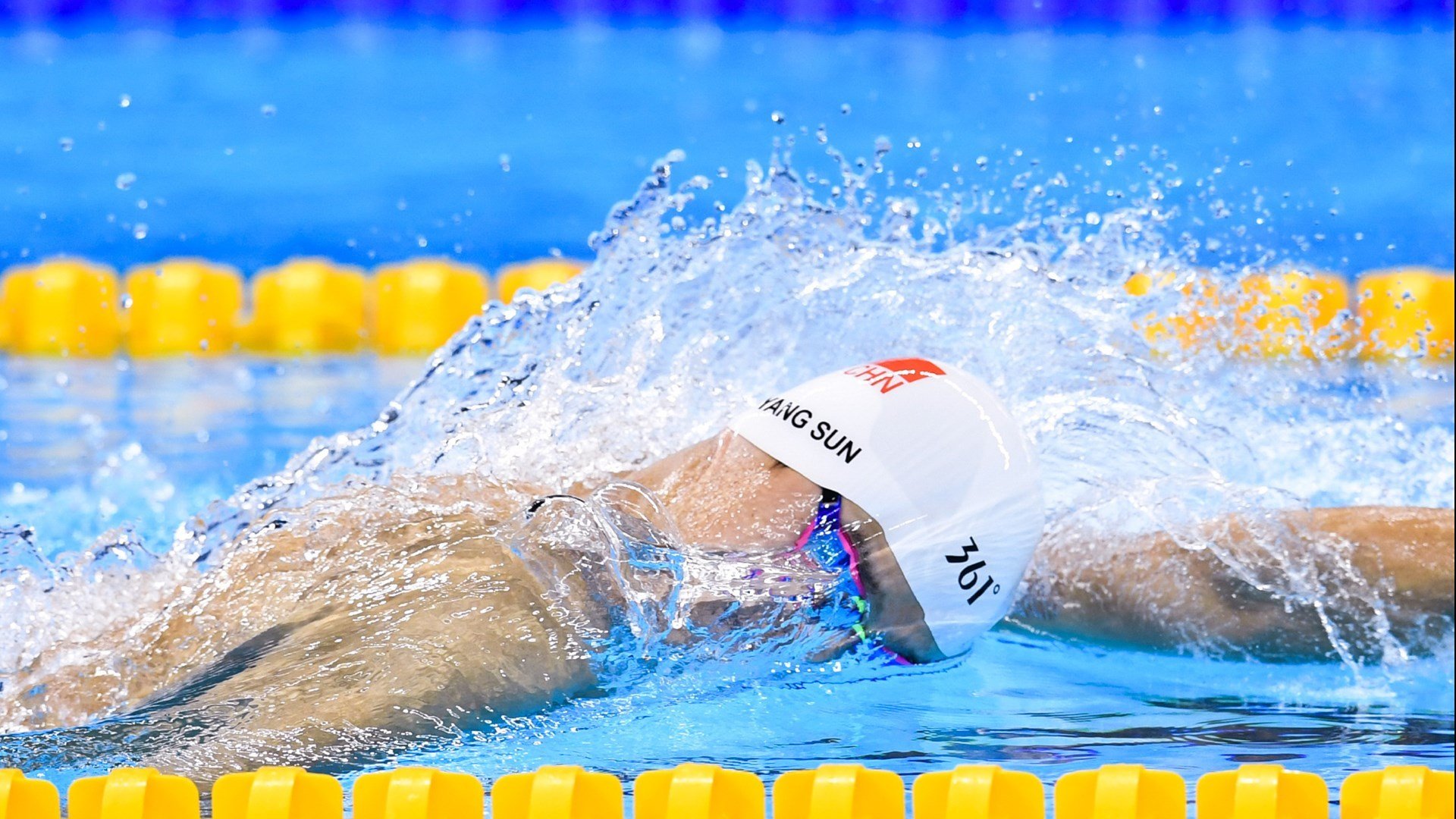 阿尔卡拉斯那种气场，真有点费德勒那味，阿尔卡拉斯山脉