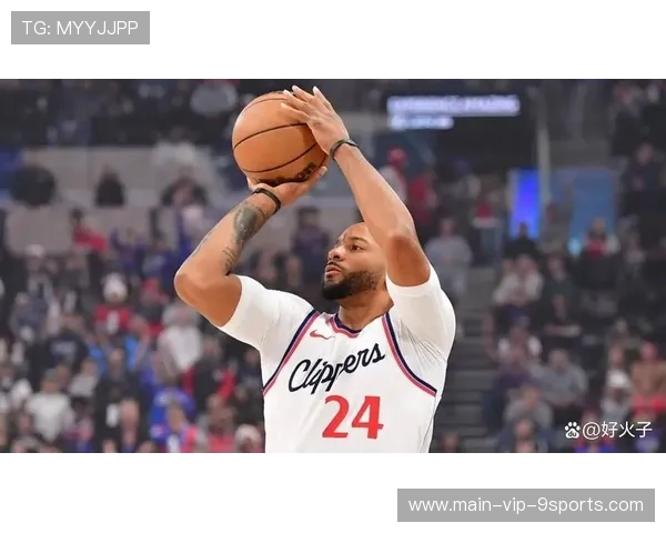 快船替补更活跃,板凳席年轻球员值得更多机会,快船角色球员