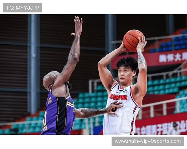 赵睿在训练中严厉批评张明池张昊:只为球队更好,张明睿和谁在一起了